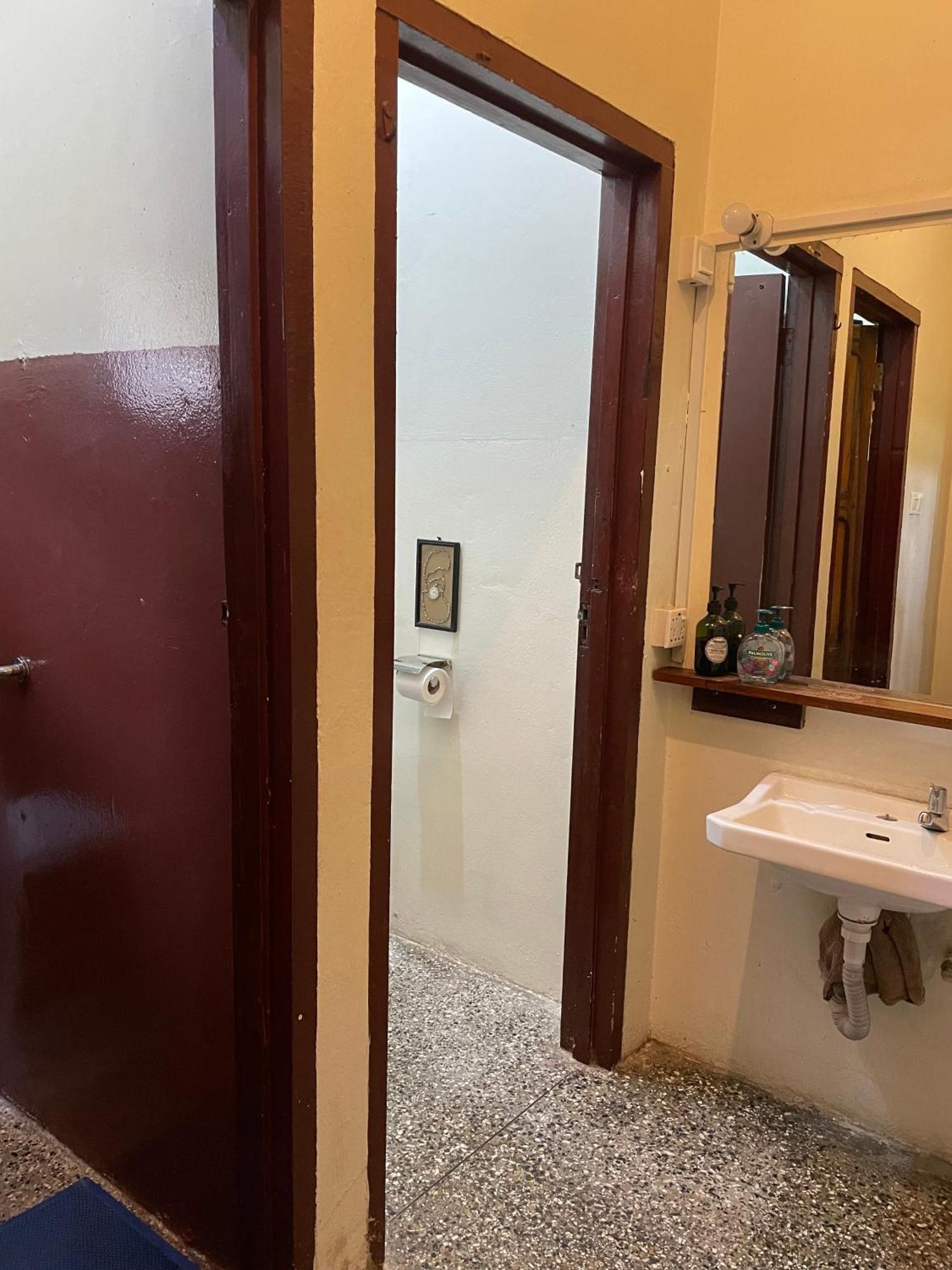 Hechtech House Leilighet Accra Eksteriør bilde
