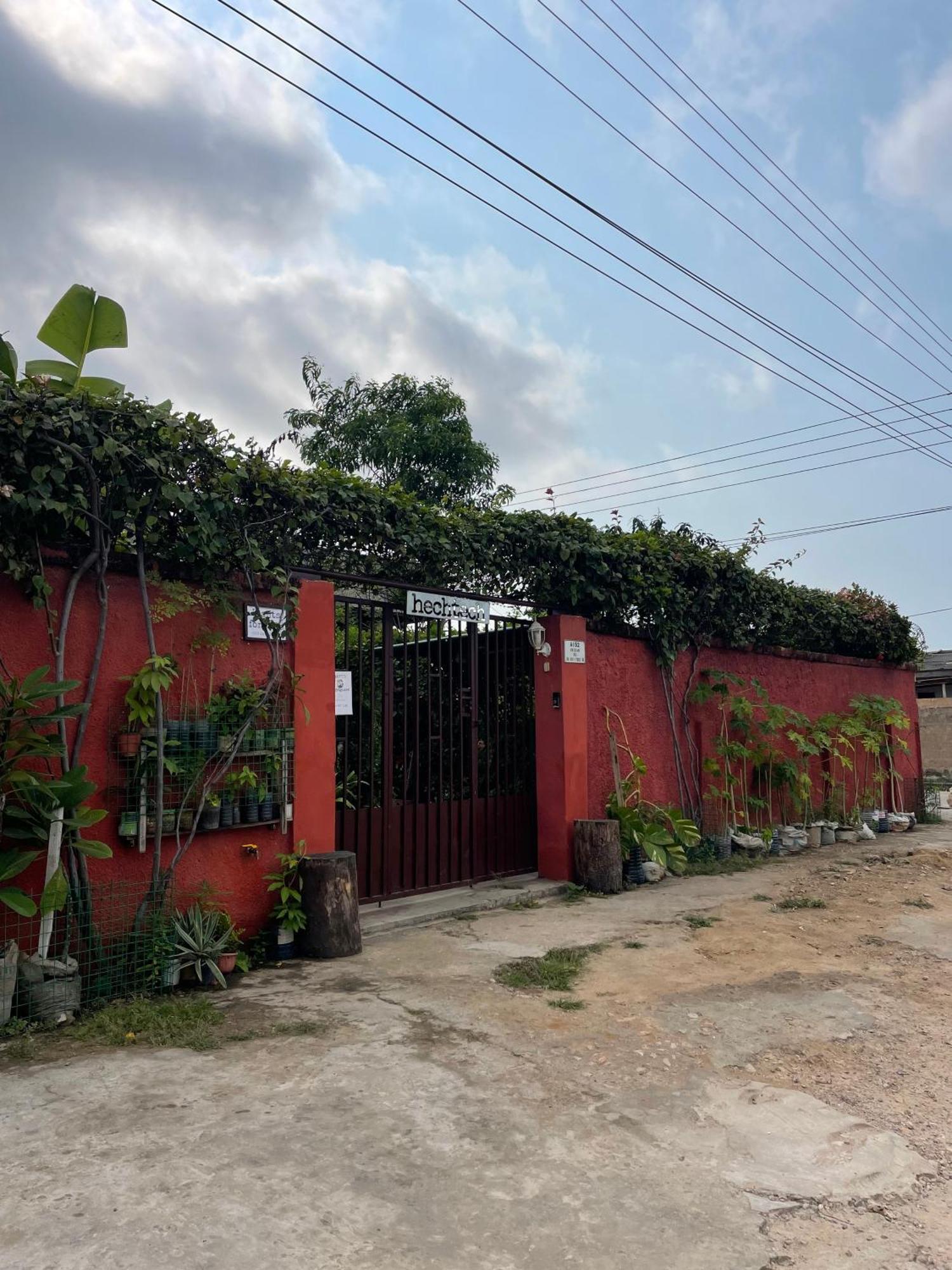 Hechtech House Leilighet Accra Eksteriør bilde